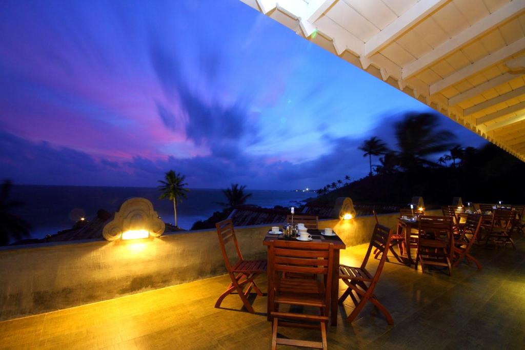 Thaproban Pavilion Resort And Spa Unawatuna Exterior photo